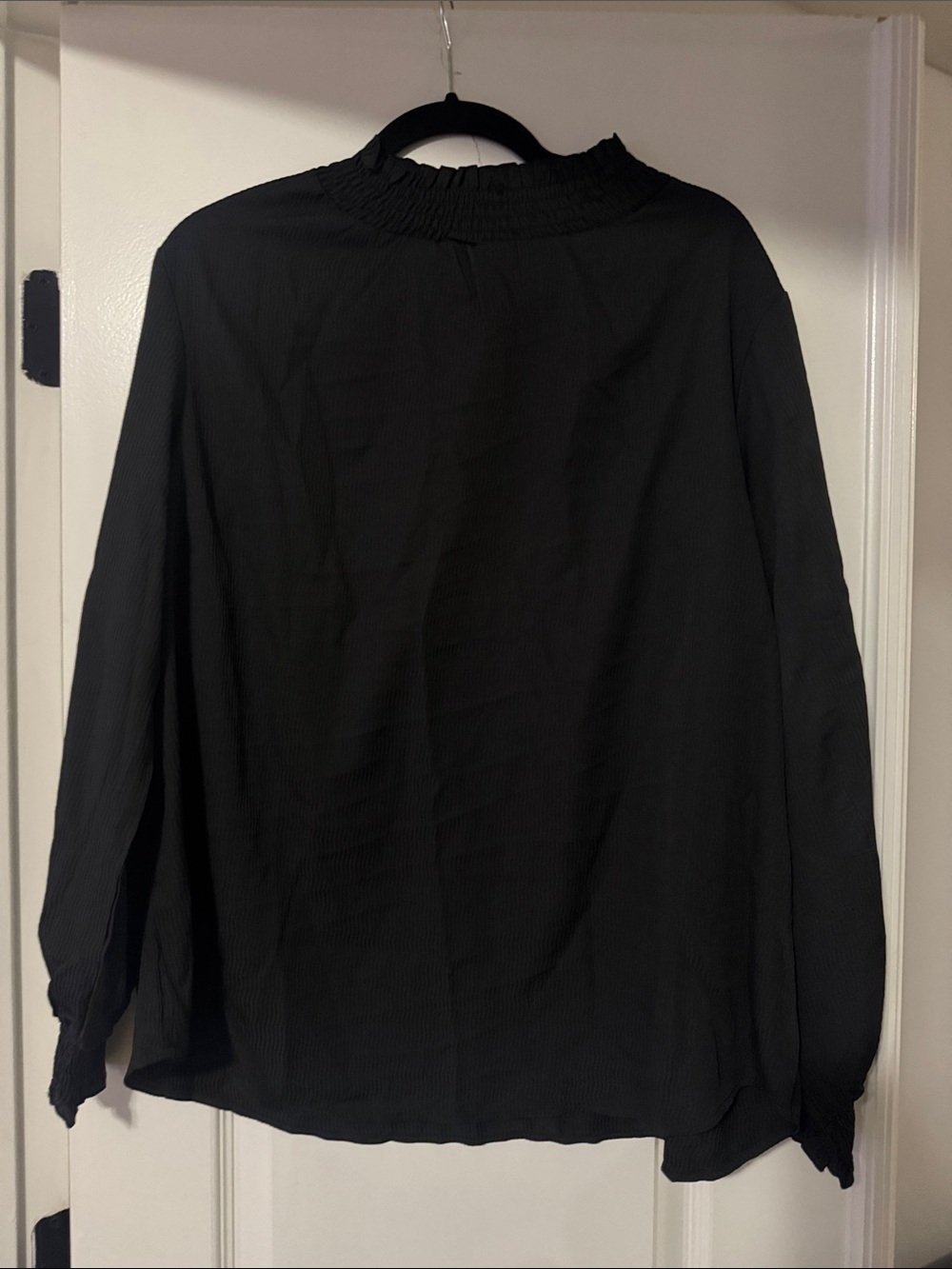 SHEIN Black Long-Sleeve Smocked Neck Blouse